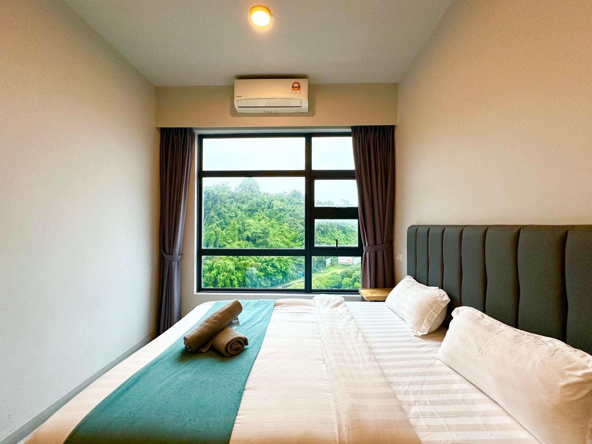 Sunset Seaview Vacation Condos @ Jesselton Quay โกตาคินาบาลู ภายนอก รูปภาพ