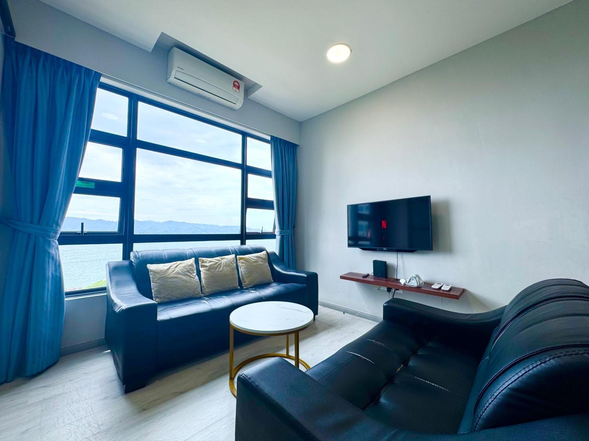 Sunset Seaview Vacation Condos @ Jesselton Quay โกตาคินาบาลู ภายนอก รูปภาพ