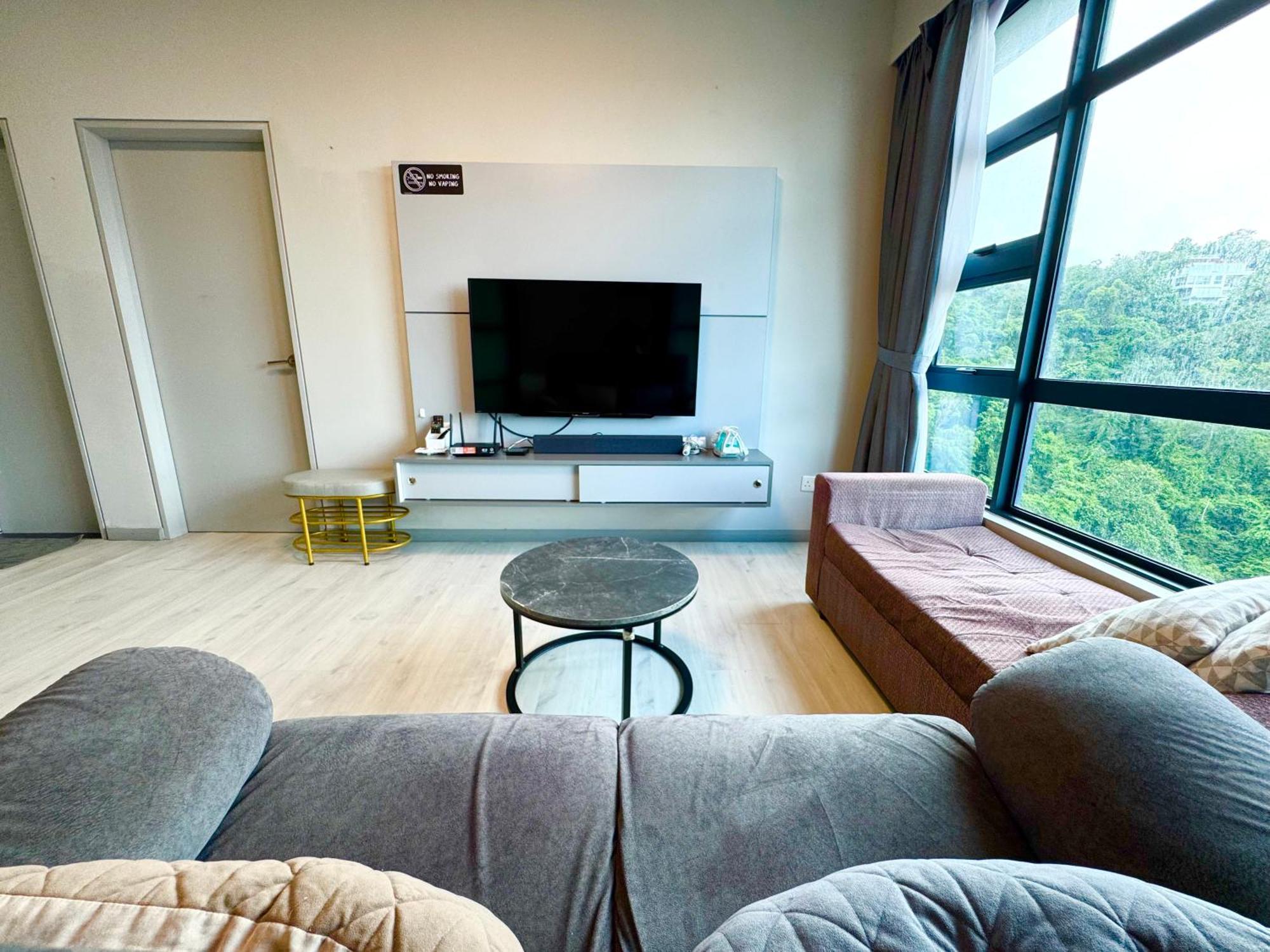 Sunset Seaview Vacation Condos @ Jesselton Quay โกตาคินาบาลู ภายนอก รูปภาพ
