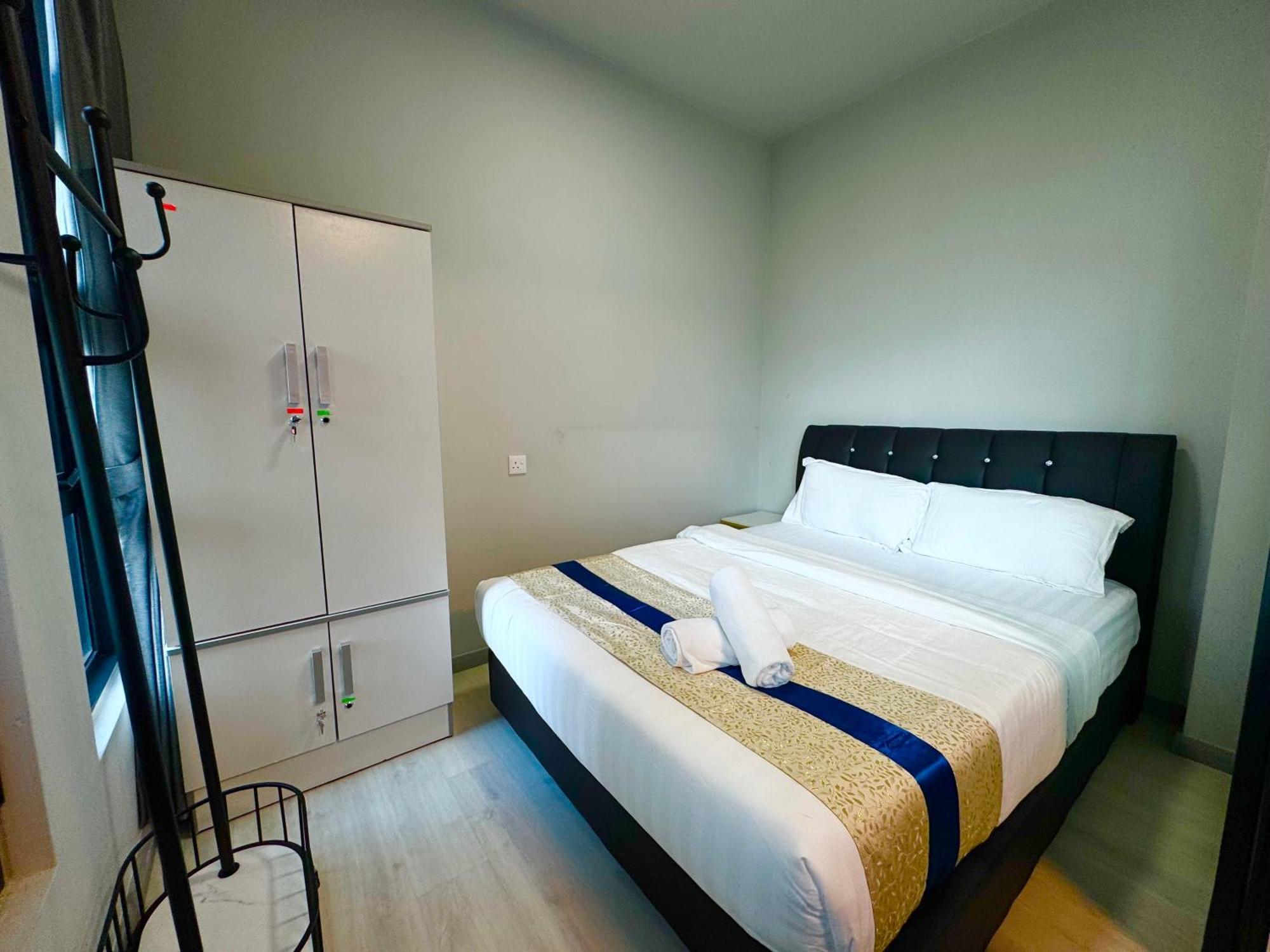 Sunset Seaview Vacation Condos @ Jesselton Quay โกตาคินาบาลู ภายนอก รูปภาพ
